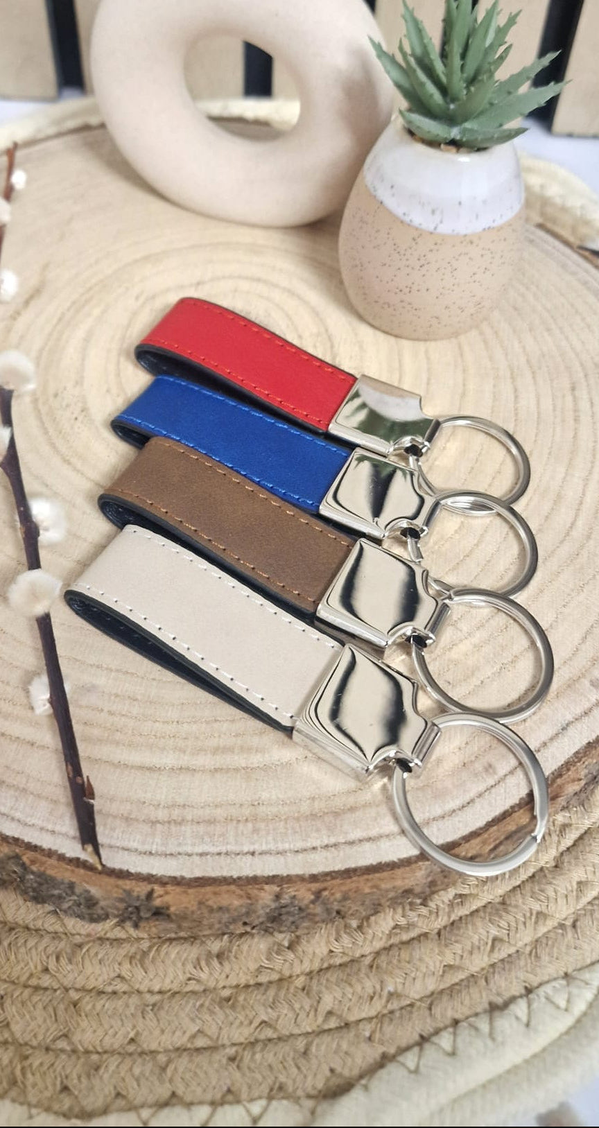 Kunstleder-Schlüsselanhänger in verschiedenen Farben