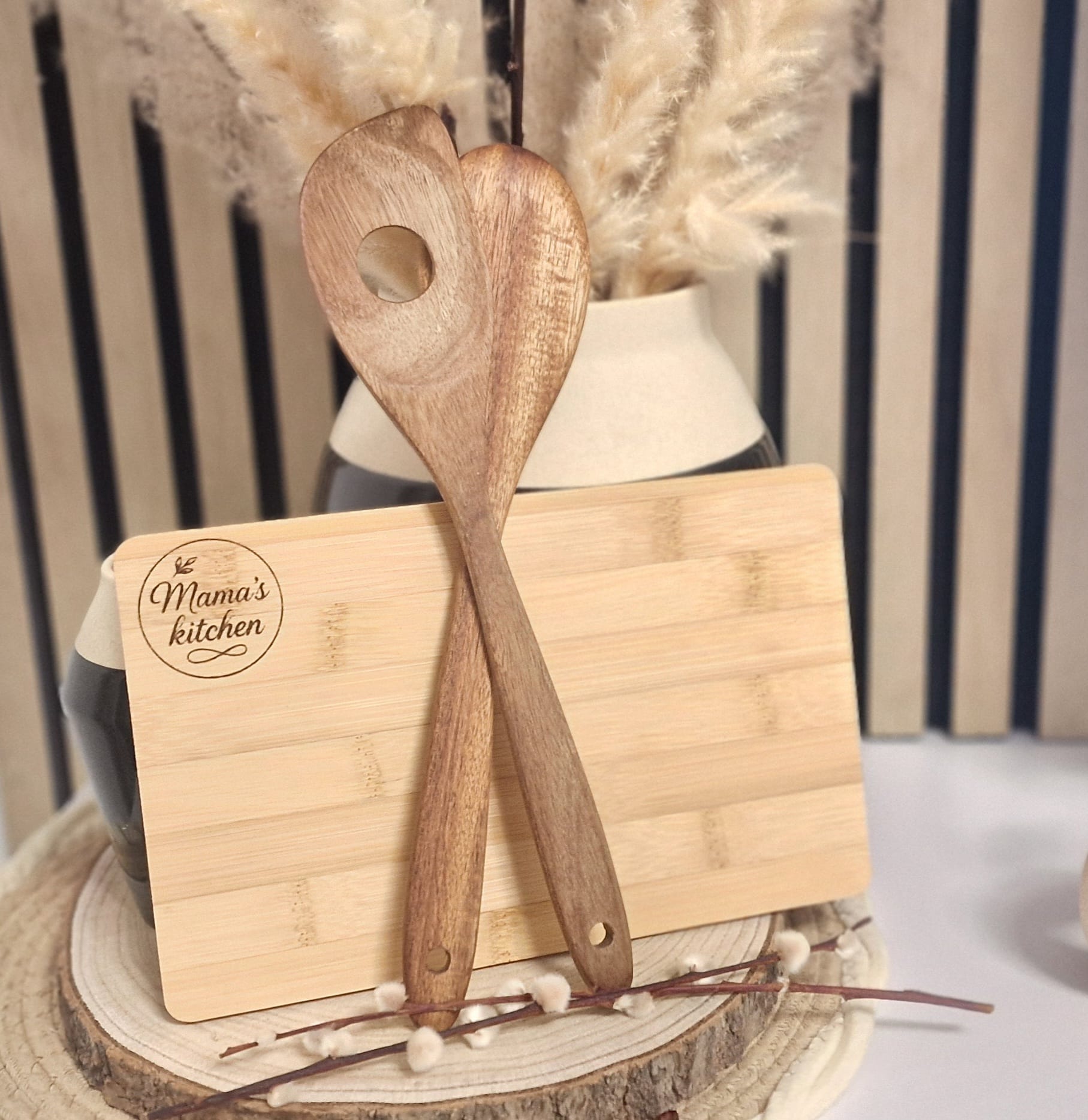 Schneide- & Frühstücksbrett aus Bambus