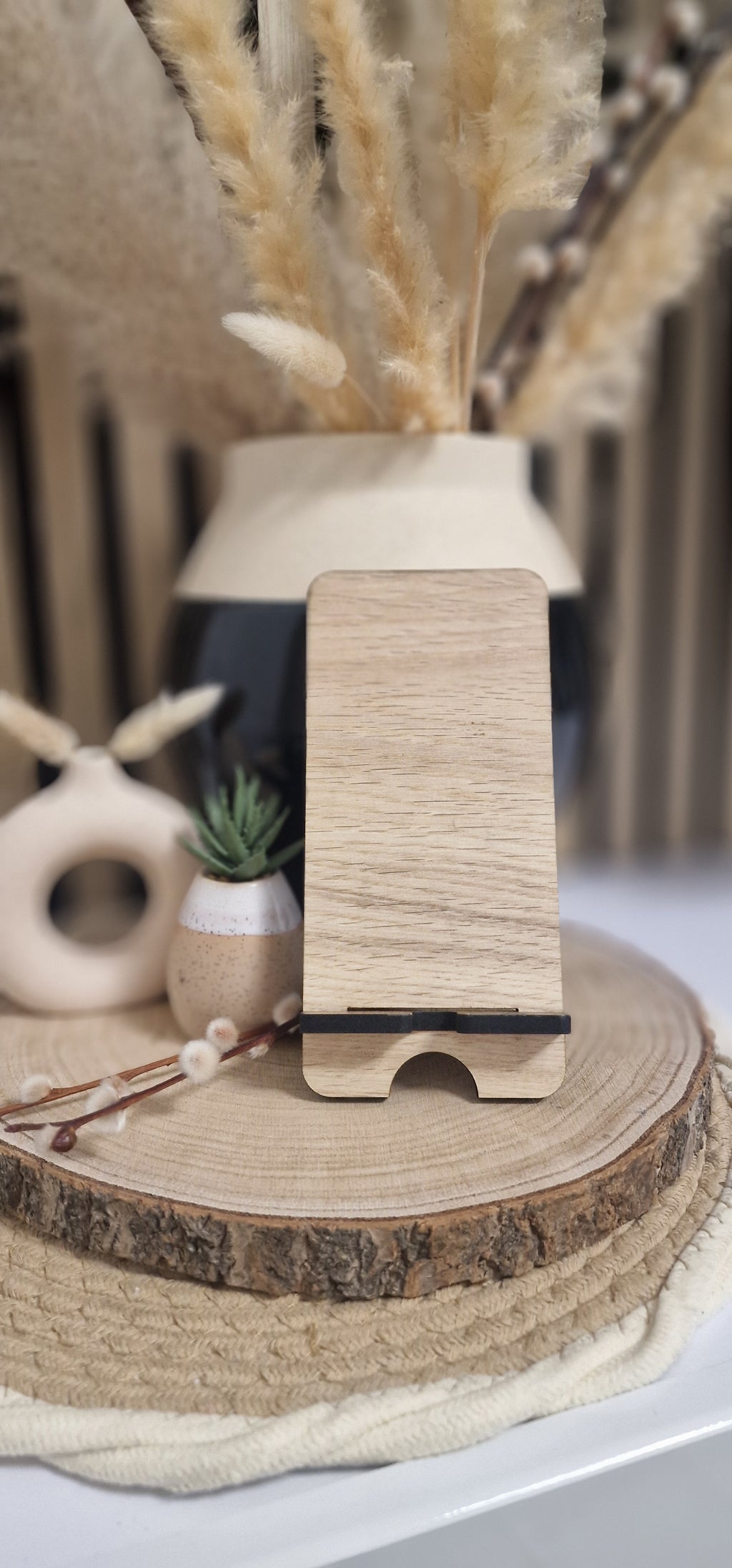 Mobiltelefonhalterung & -ständer aus Naturholz