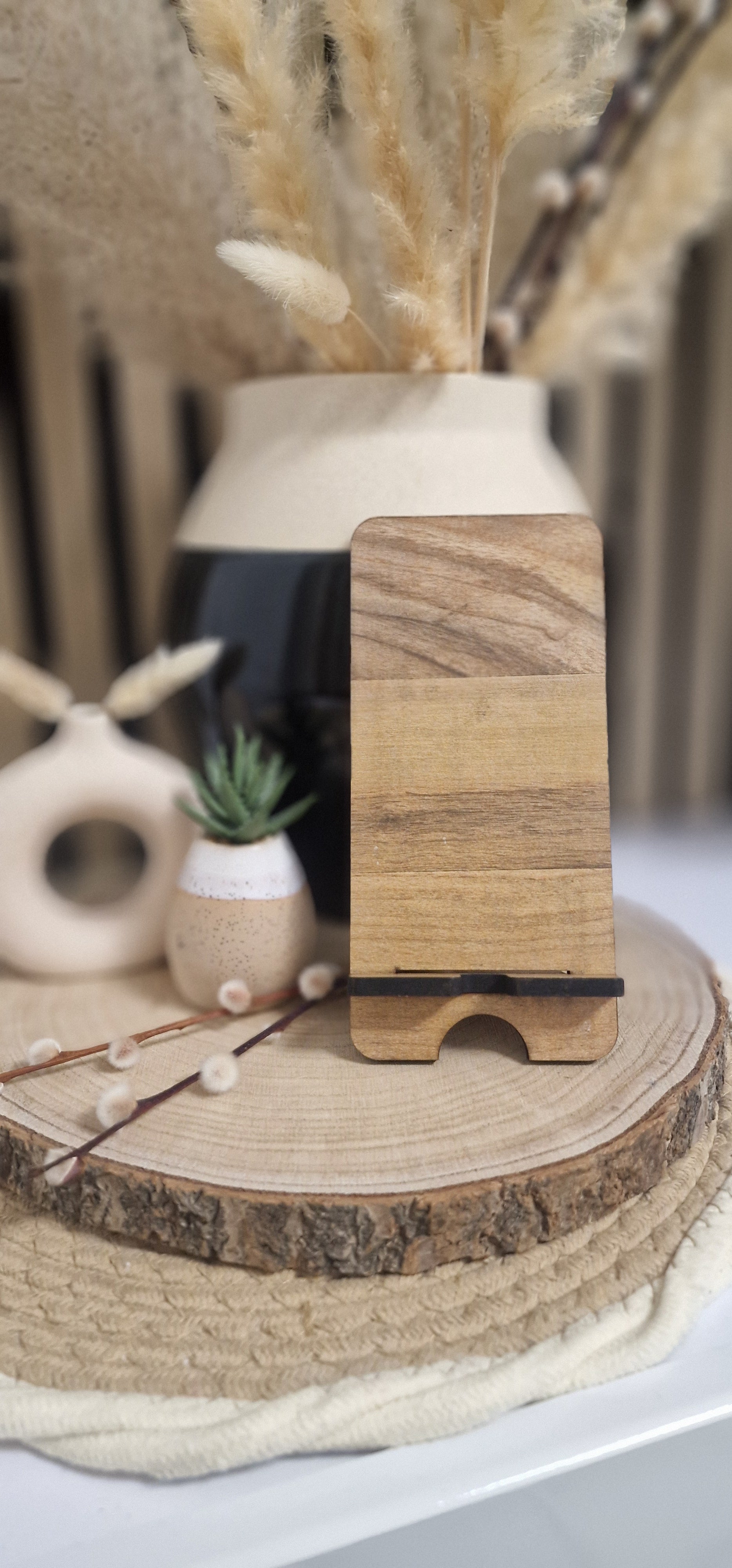 Mobiltelefonhalterung & -ständer aus Naturholz